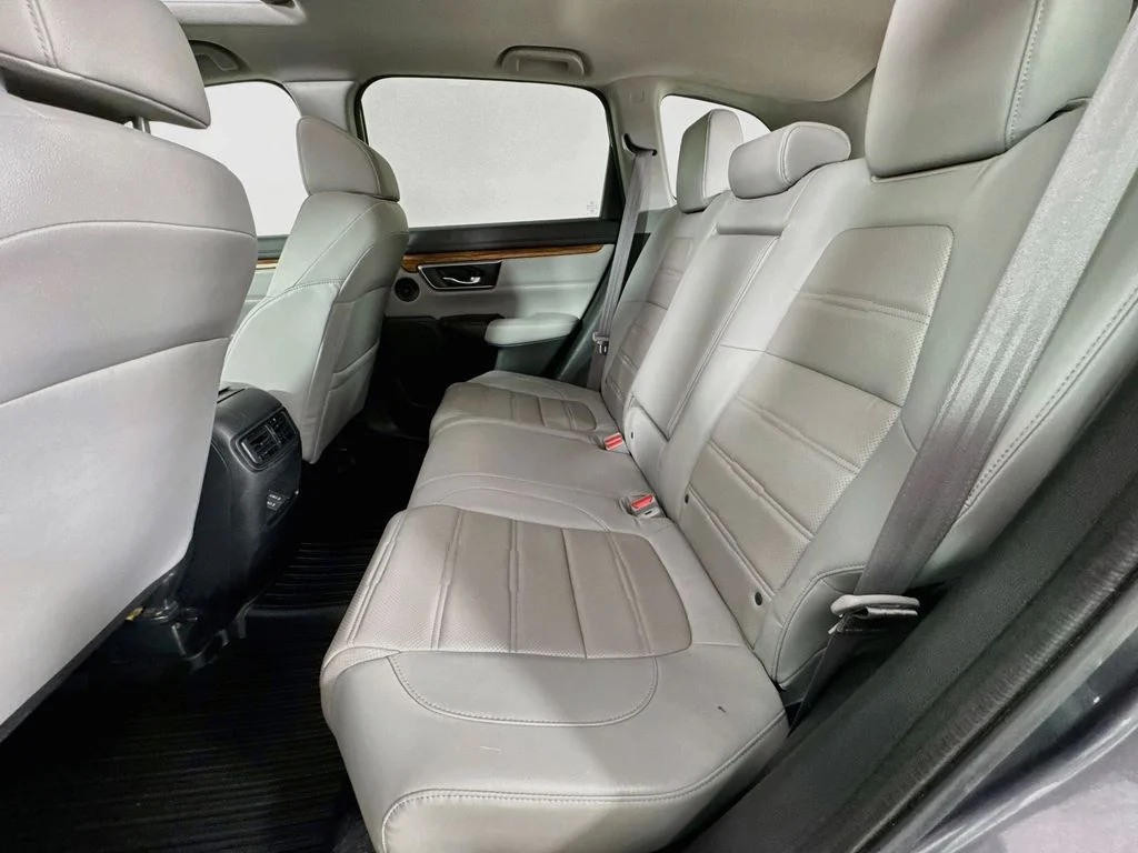 Used 2018 Modern Steel Metallic Honda EX-L image 28