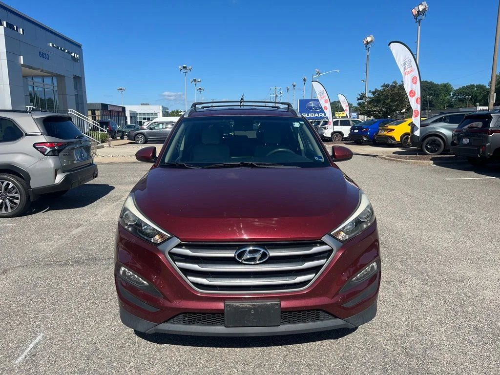 Used 2017 Red Hyundai SE image 8