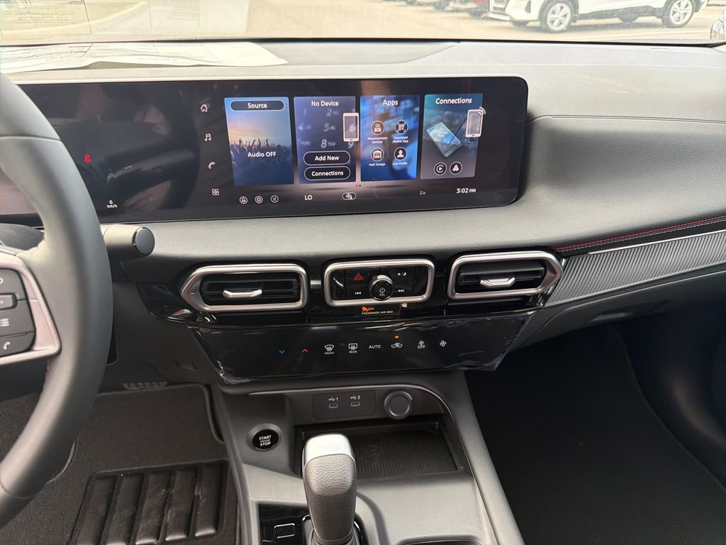 New 2026 Nissan Sentra SR 4D Sedan