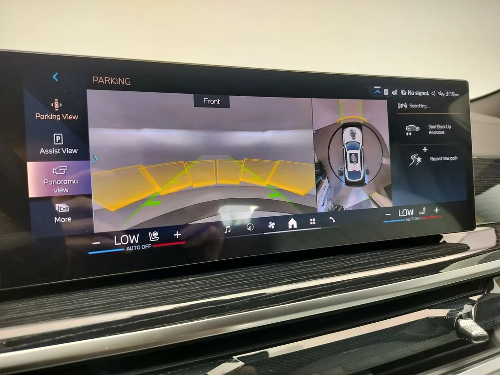 New 2027 Mineral White Metallic BMW xDrive40i image 18