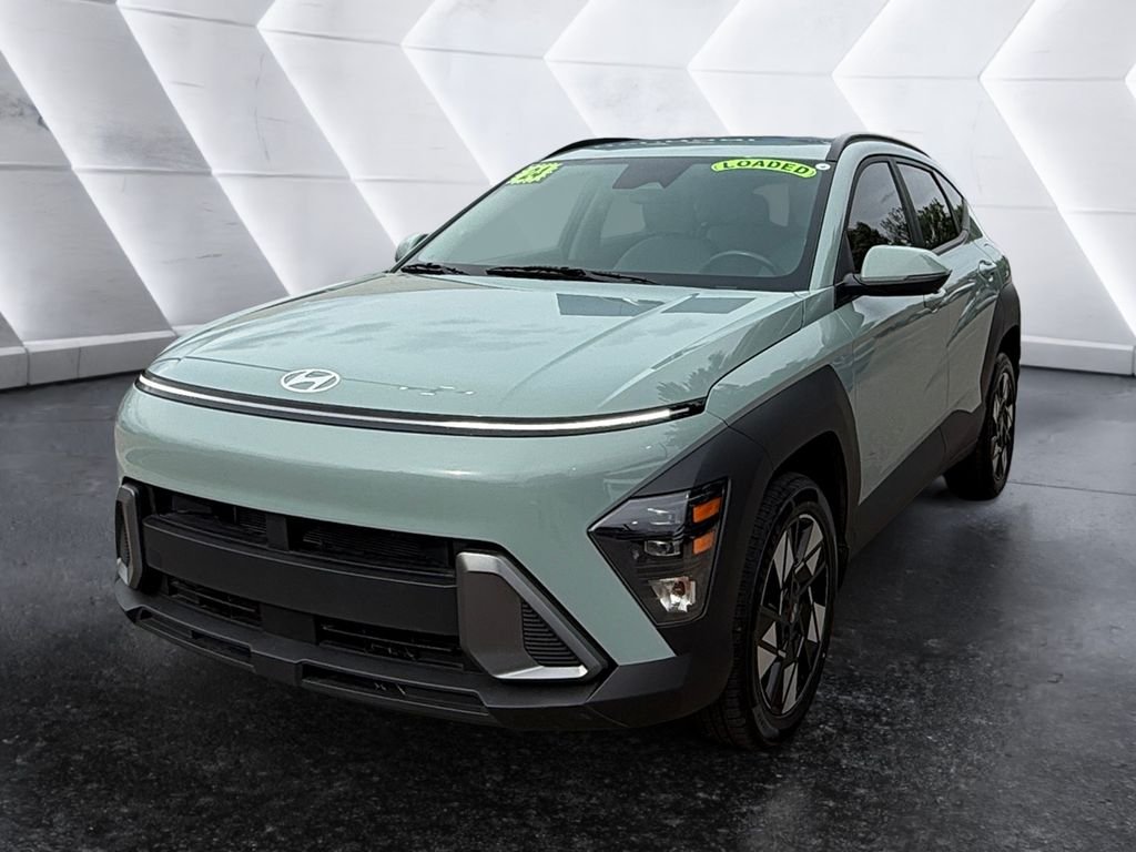 Used 2024 Green Hyundai SEL image 3