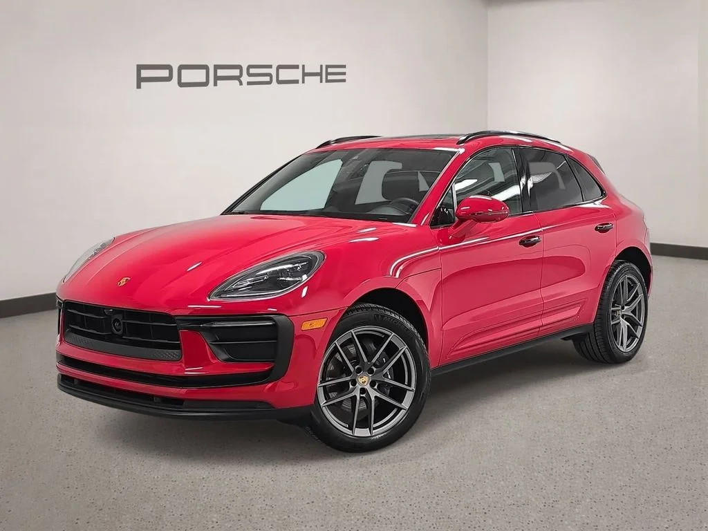 2025 Porsche Macan -'s photo