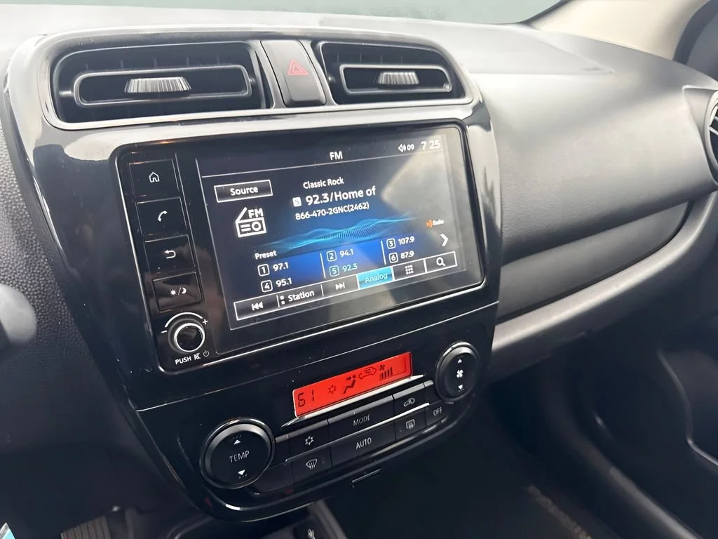 Used 2024  Mitsubishi ES image 12