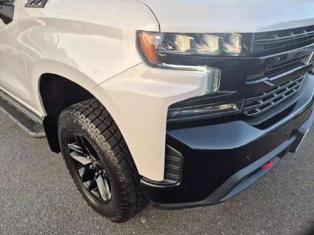 Used 2021 Beige Chevrolet LT Trail Boss image 9