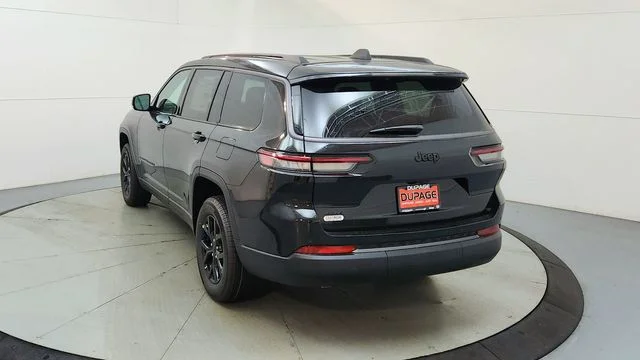 New 2026 Diamond Black Crystal Pearl-Coat Exterior Paint Jeep  image 9