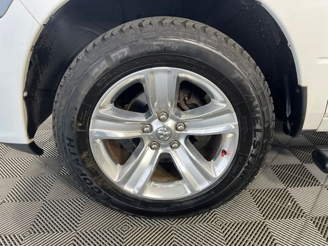 Used 2015 White Ram Sport image 9