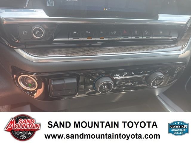 Used 2022  Chevrolet LT Trail Boss image 21