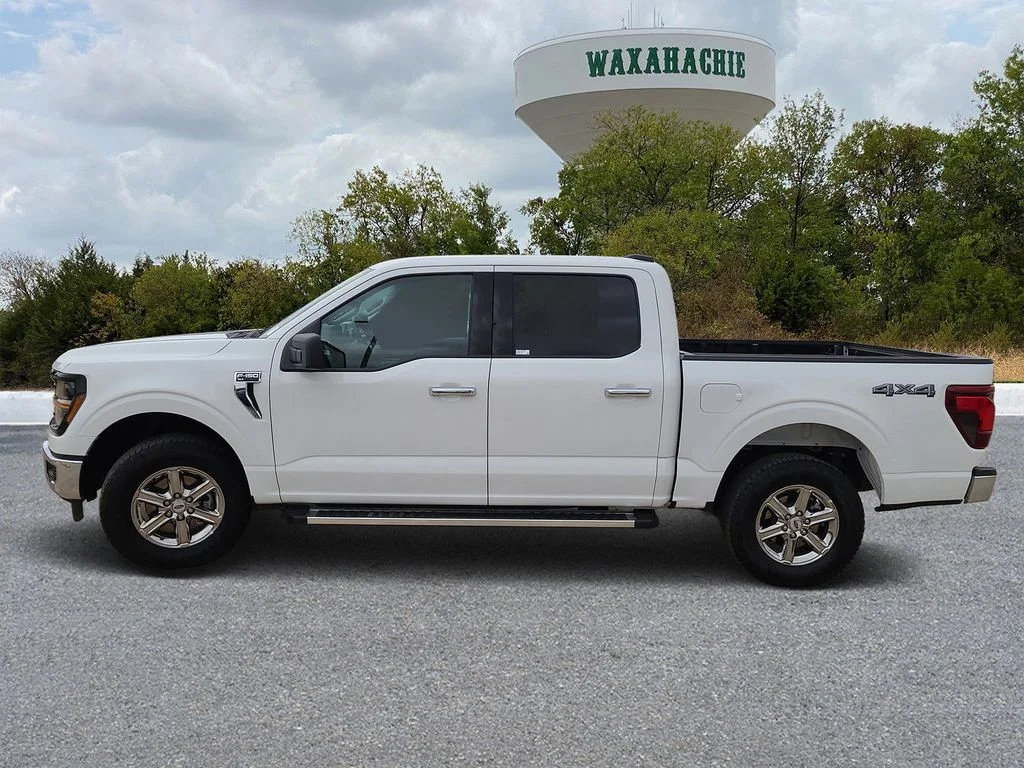 Used 2025 White Ford XLT image 3