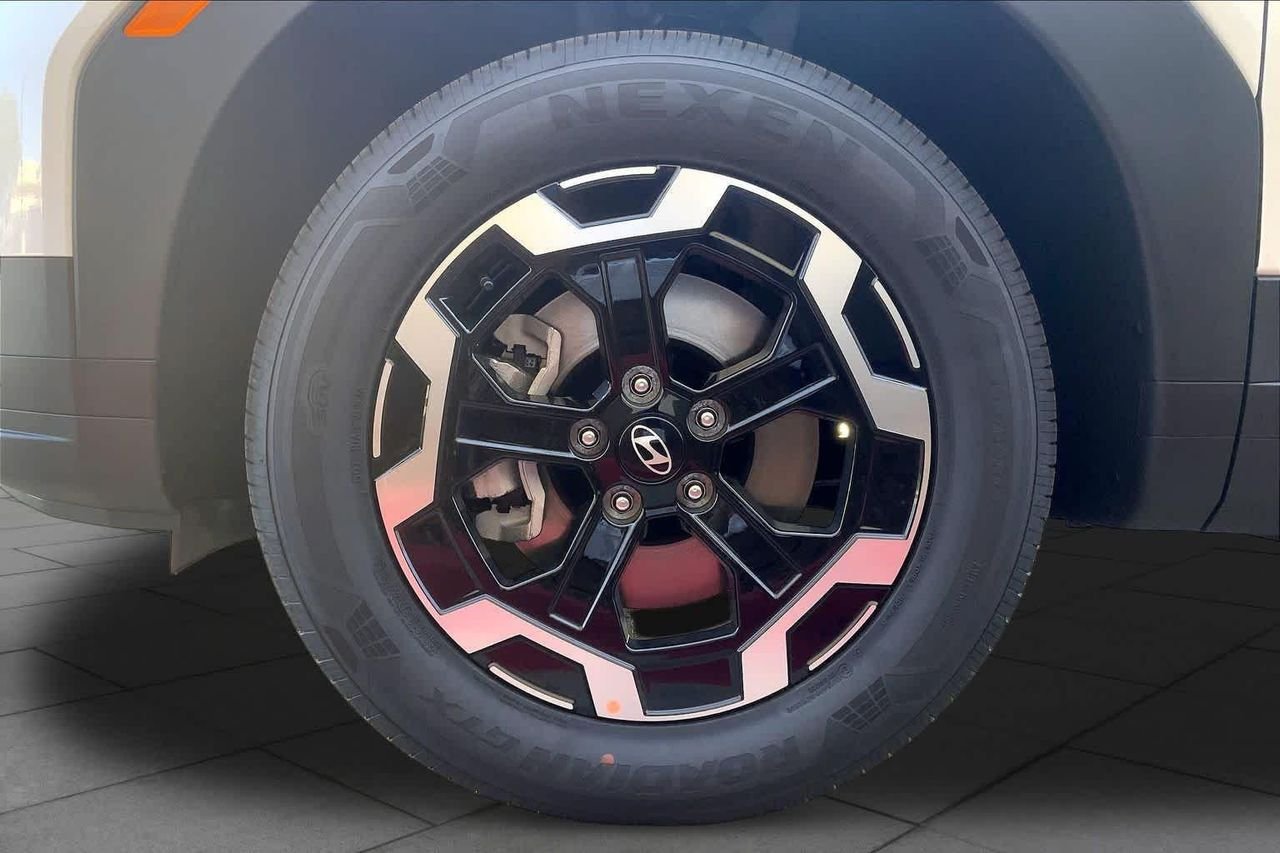 New 2027 Serenity White Hyundai SEL FWD image 11