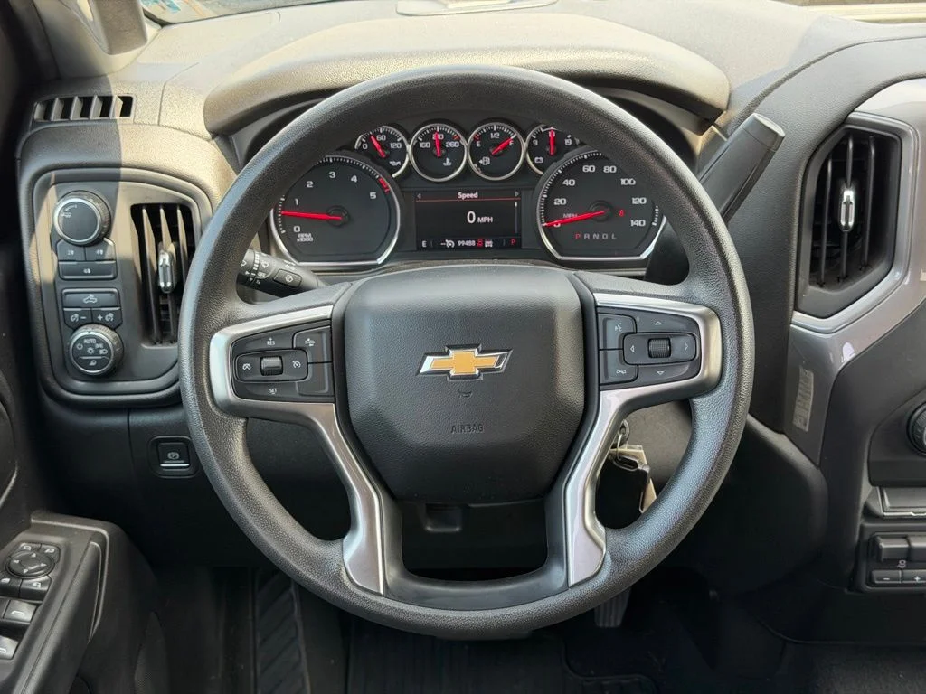 Used 2021 Blue Chevrolet Custom image 9