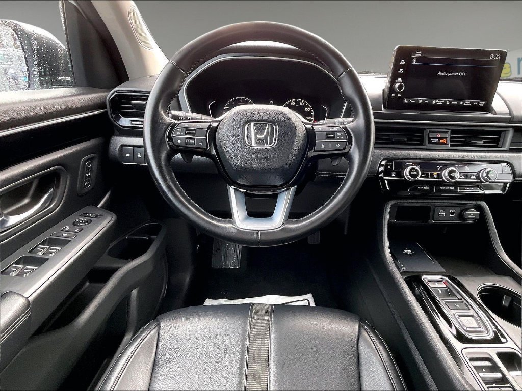 Used 2023 White Honda EX-L image 18