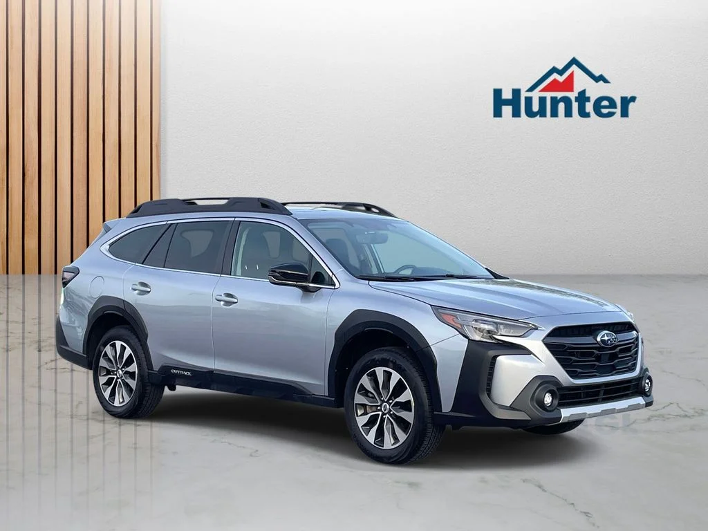 2025 Subaru Outback Limited's photo