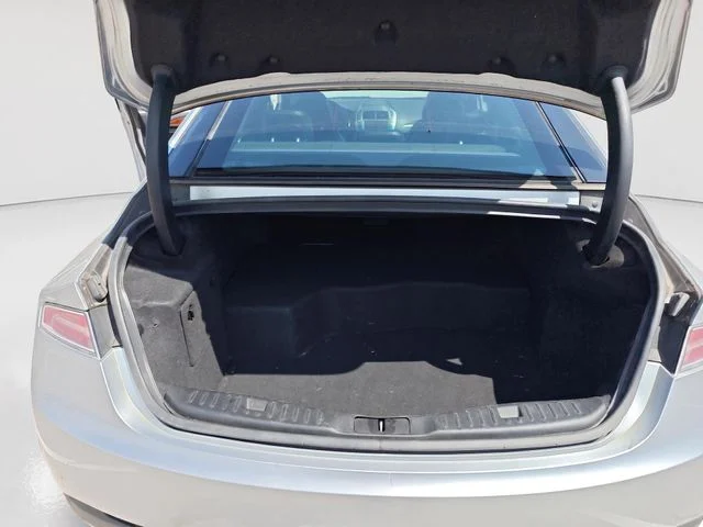 Used 2017 Silver Lincoln Reserve image 28