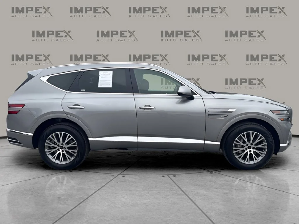 Used 2026 Silver Genesis 2.5T image 6