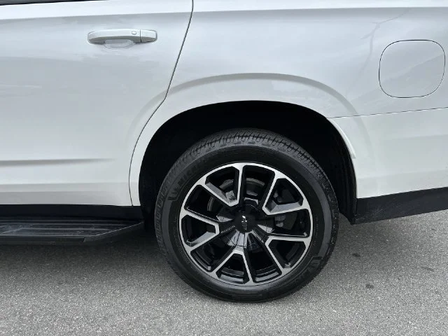 Used 2022 Beige Chevrolet RST image 10