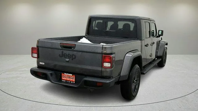 New 2026 Granite Crystal Metallic Clearcoat Jeep Sport S image 9