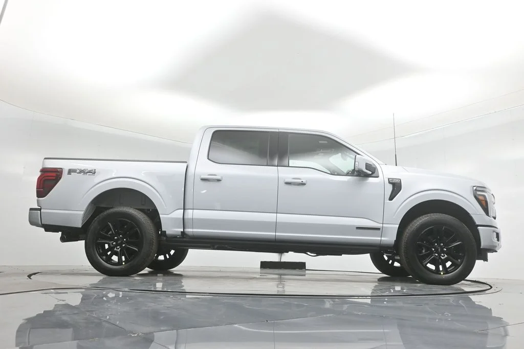2025 Ford F-150 Platinum - Photo 50