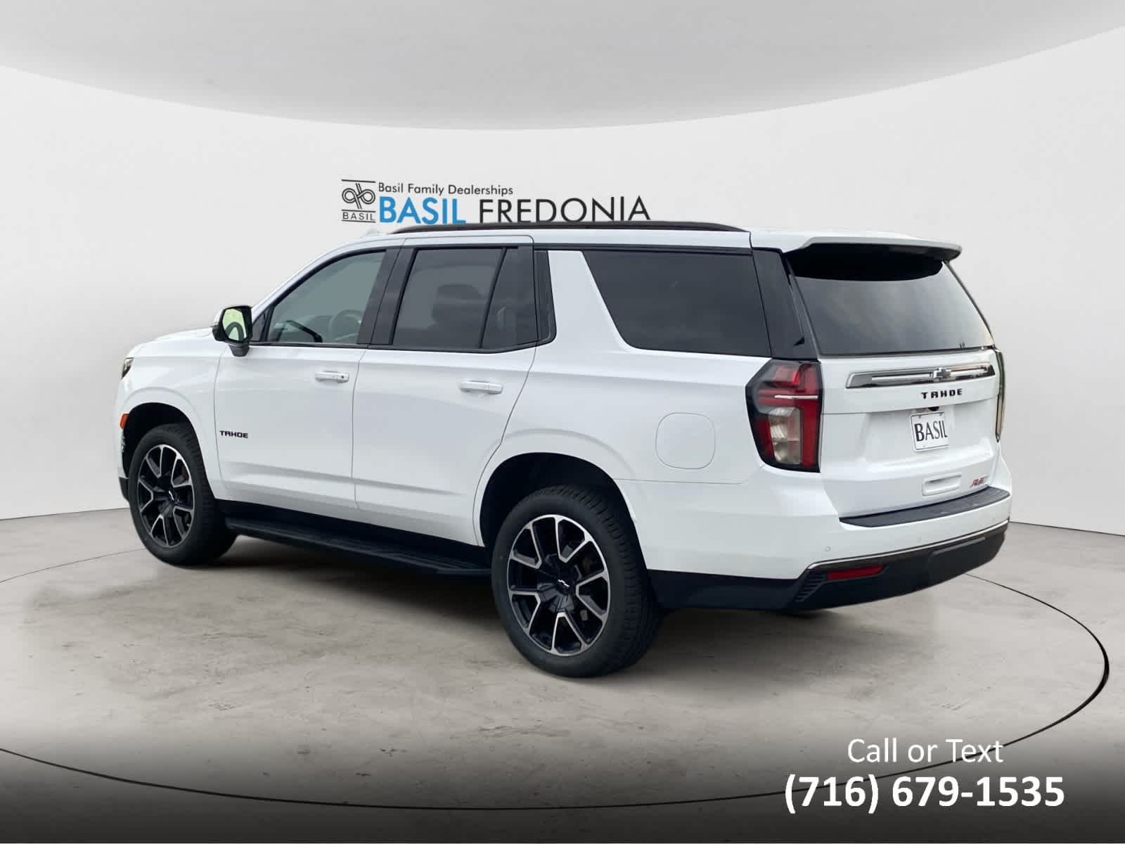 Used 2022 Summit White Chevrolet RST image 3
