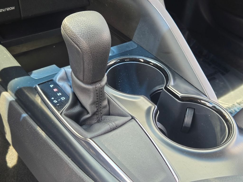 Used 2020 Gray Toyota LE image 34