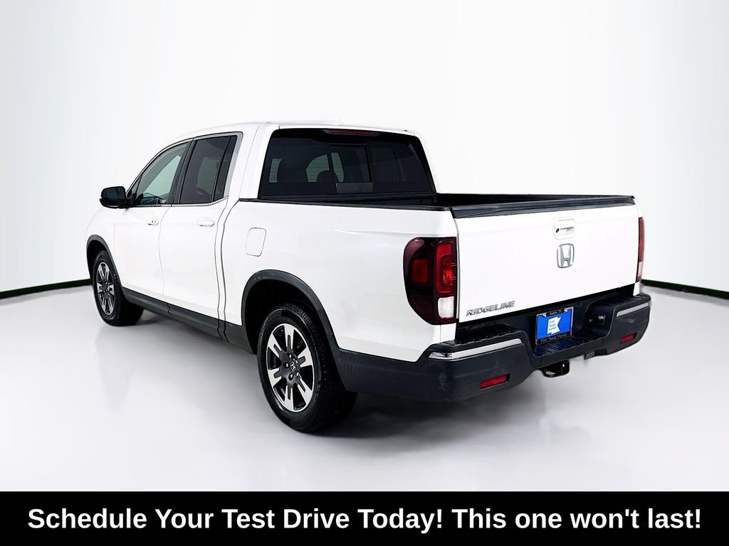 Used 2019 White Diamond Honda RTL-T image 5