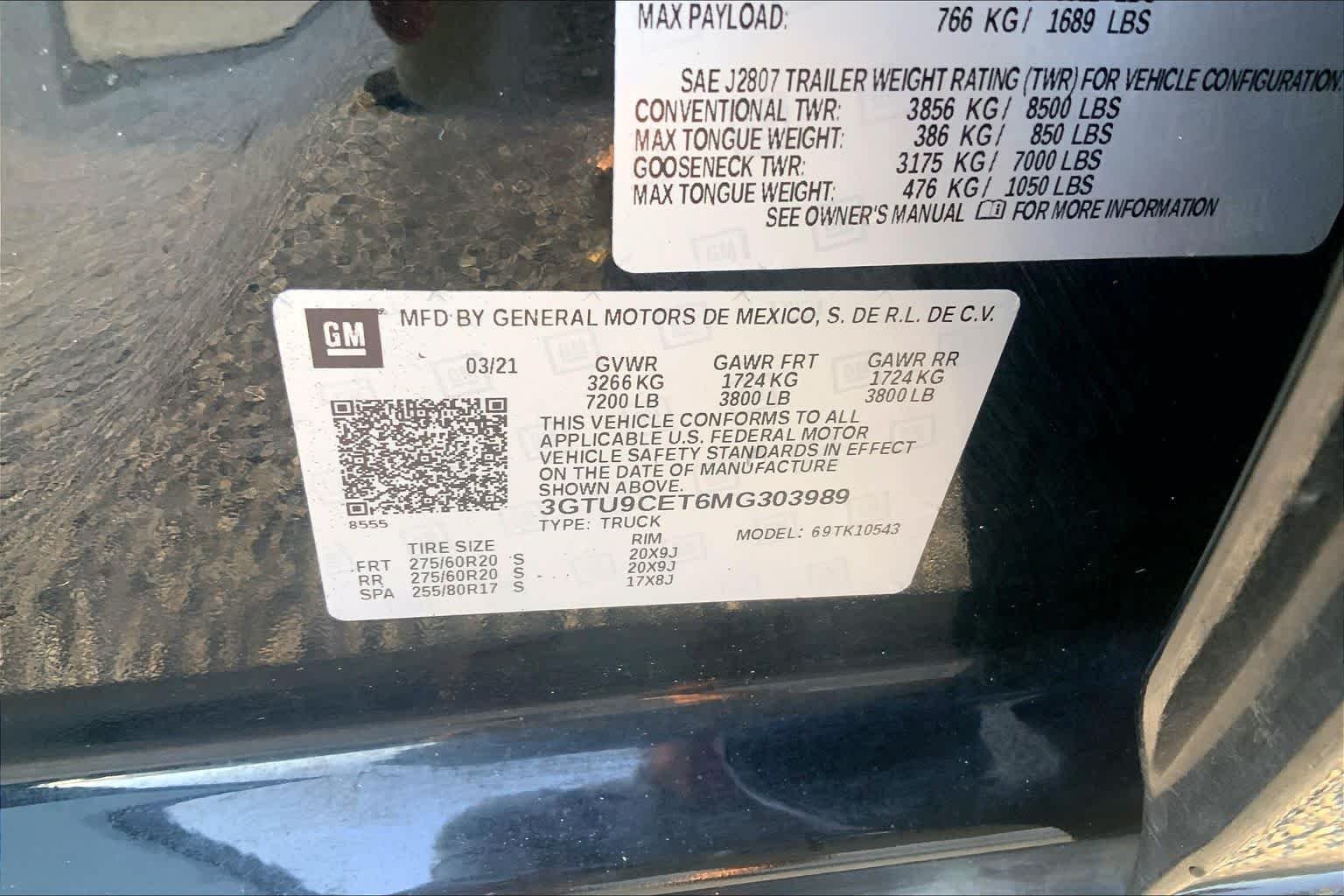 Used 2021 Onyx Black GMC Elevation image 29