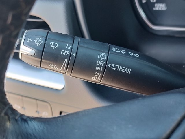 Used 2021 Black Chevrolet LT image 22