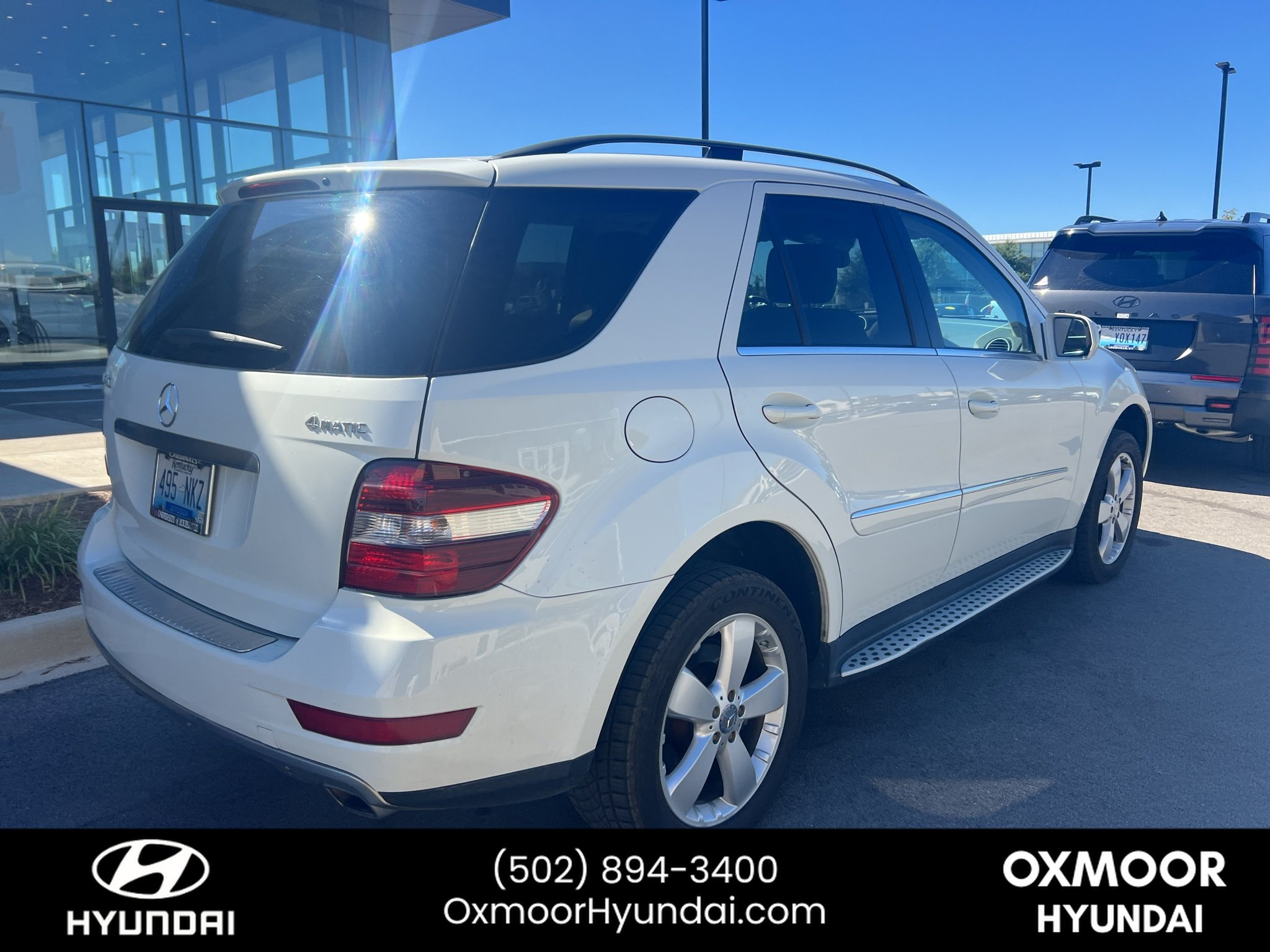Used 2010 Arctic White Mercedes-Benz ML350 4MATIC® image 15