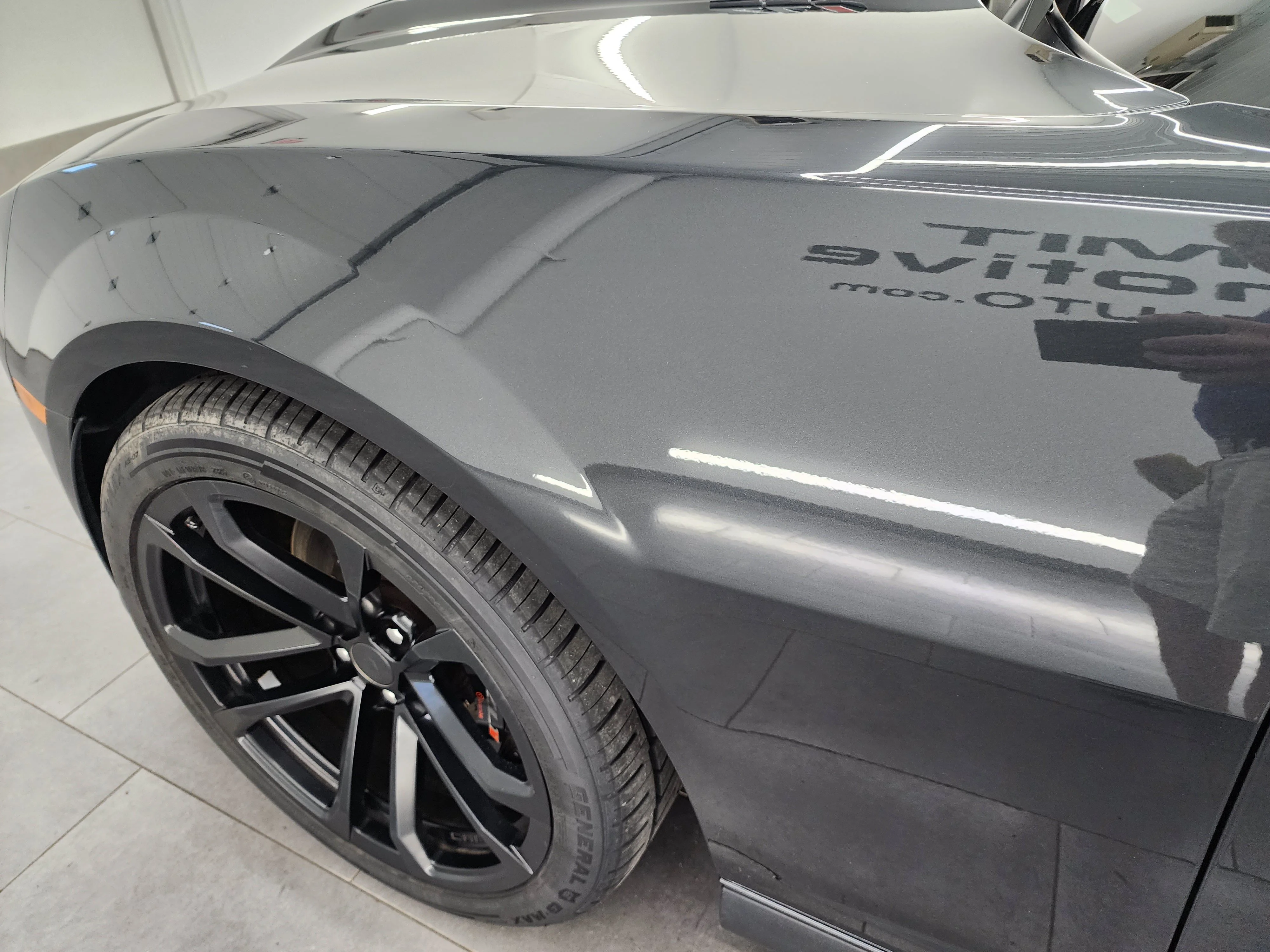 Used 2012 Ashen Gray Metallic Chevrolet ZL1 image 33