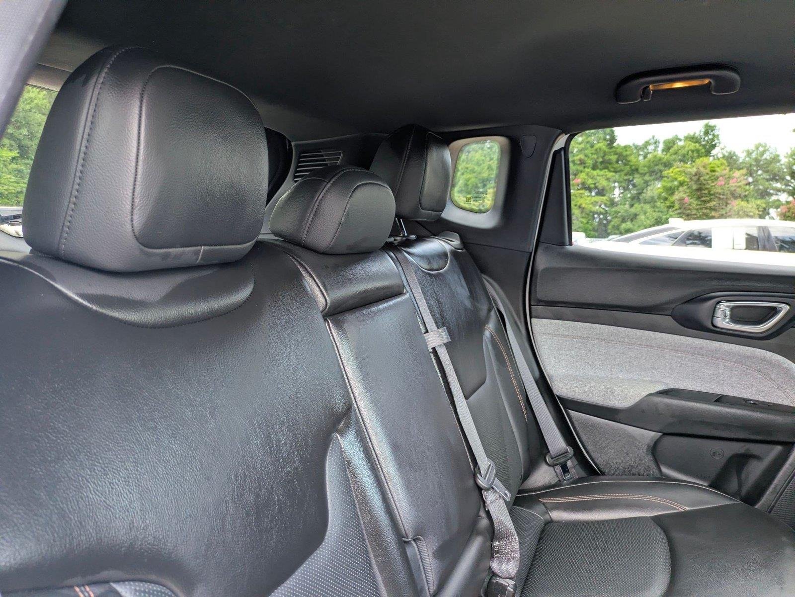 Used 2023 Bright White Clearcoat Jeep Latitude Lux image 30