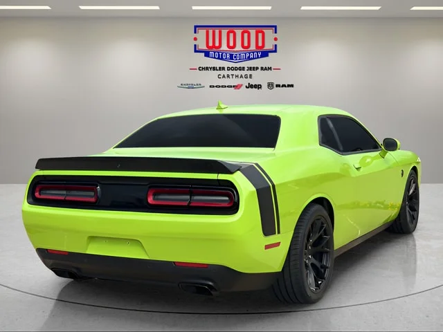 Used 2023 Sublime Metallic Clearcoat Dodge SRT Hellcat Jailbreak image 4