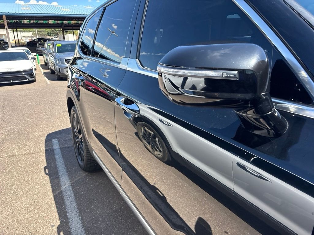 Used 2020 Black Kia SX image 9