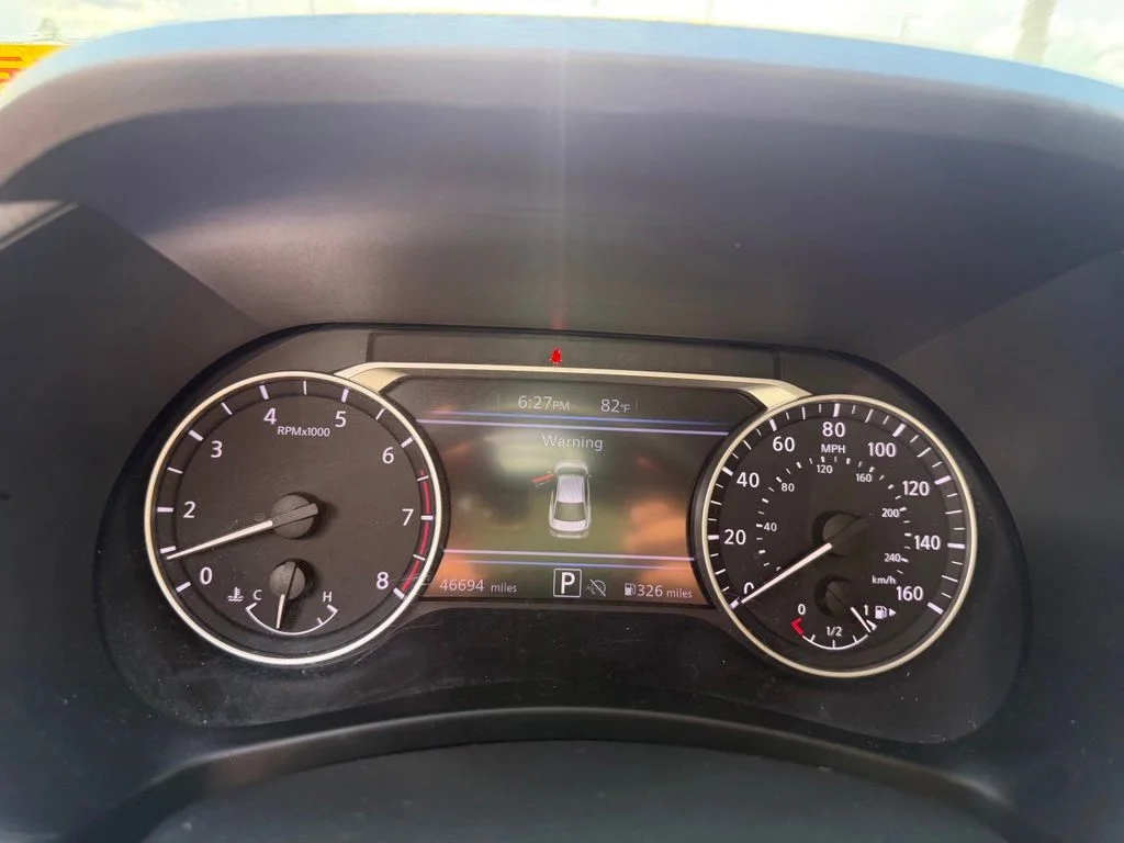 Used 2025 Black Nissan SR image 12