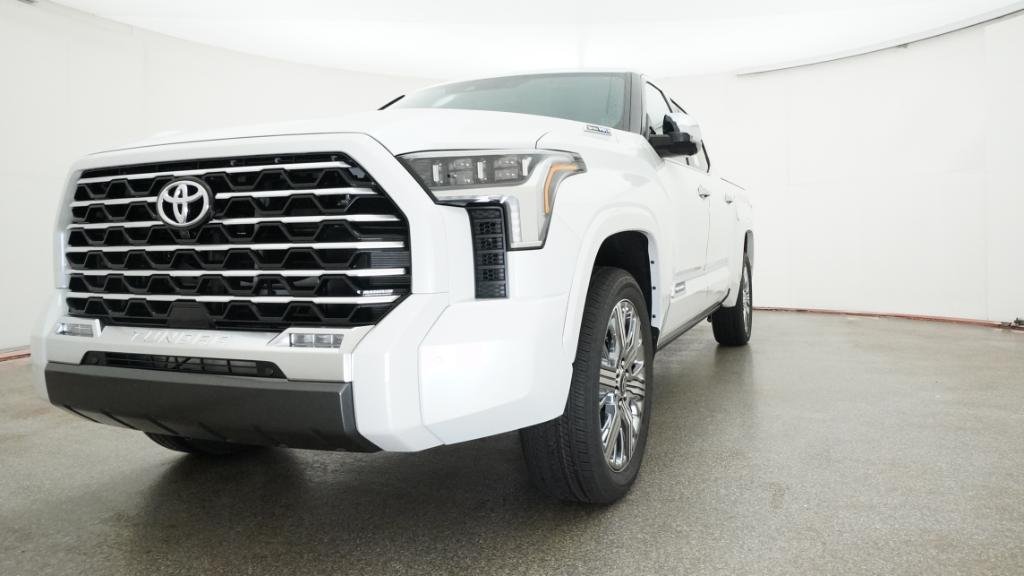 New 2026 Wind Chill Pearl Toyota Capstone image 27