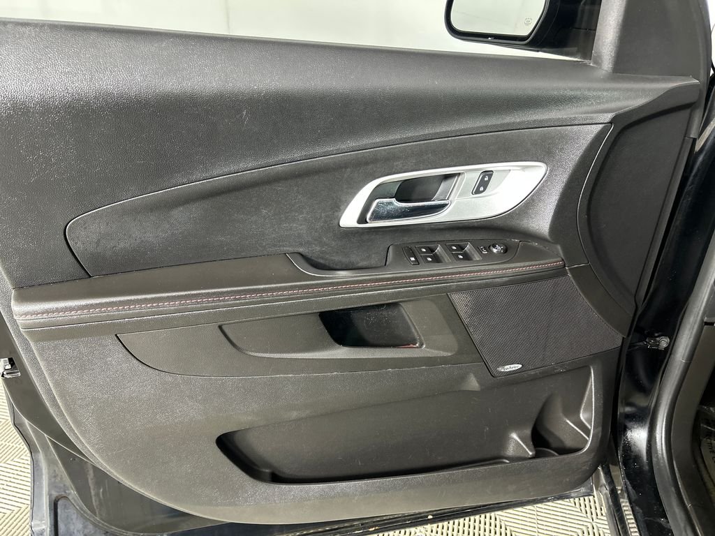 Used 2015 Black Chevrolet LT image 11