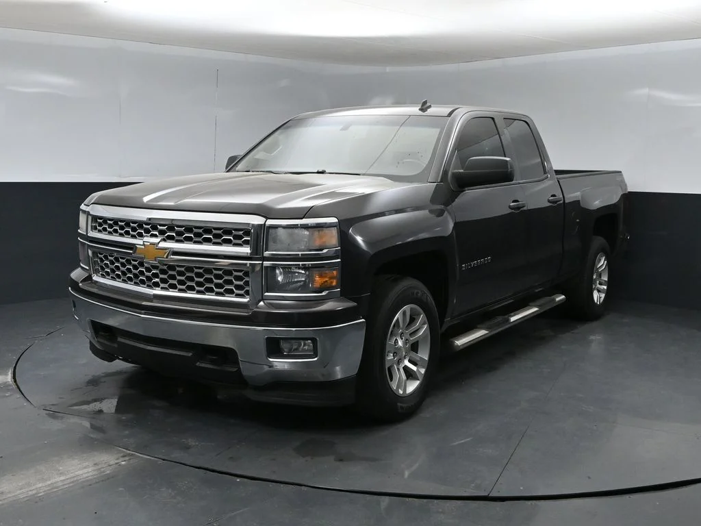 Used 2014 Gray Chevrolet LT image 5