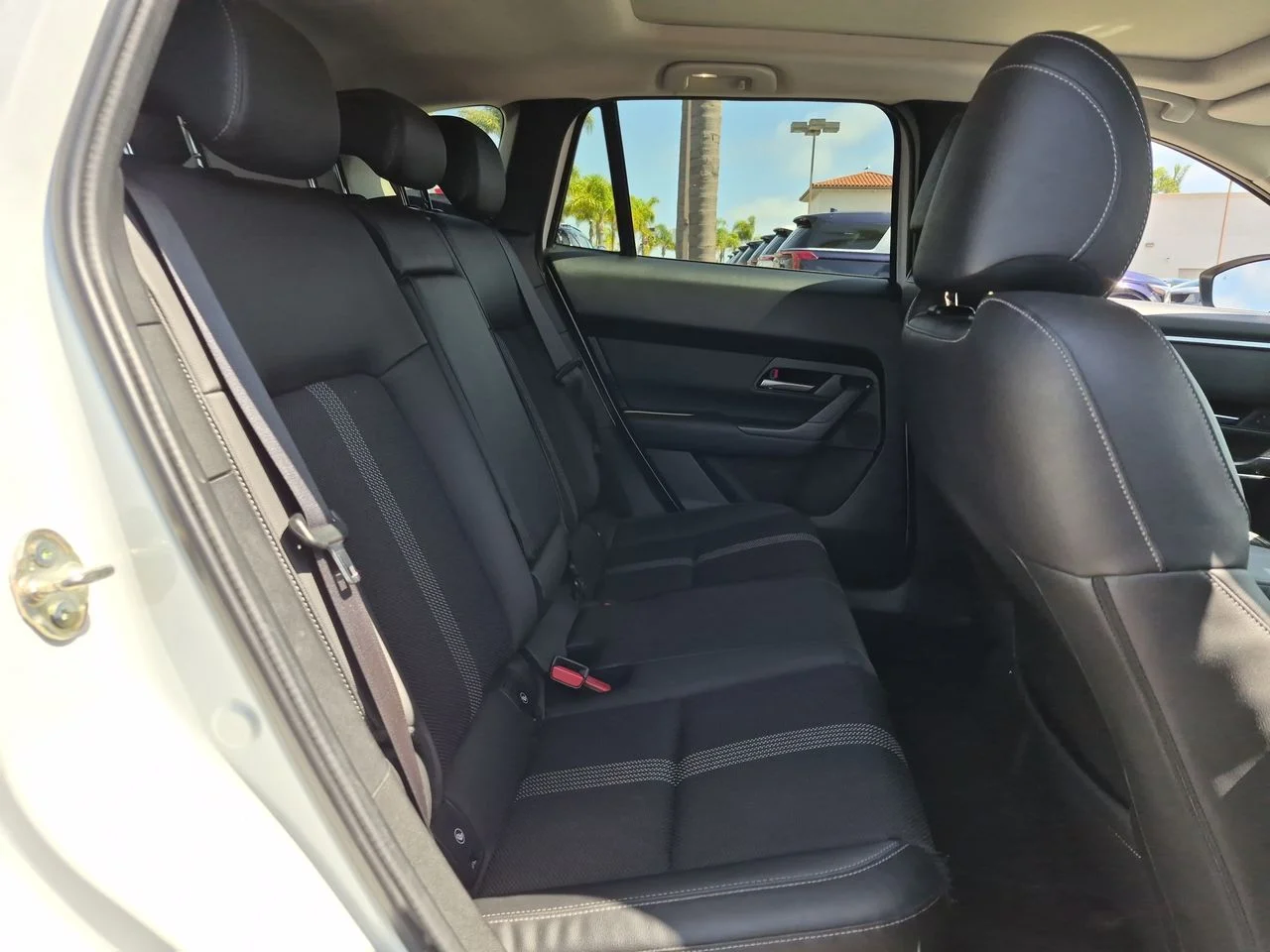 Used 2023 Wind Chill Pearl Mazda 2.5 S Preferred Plus Package image 28