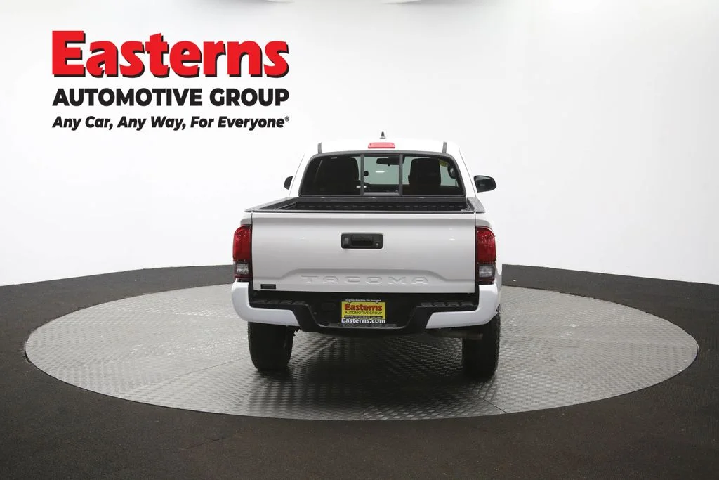 Used 2021 White Toyota SR image 35