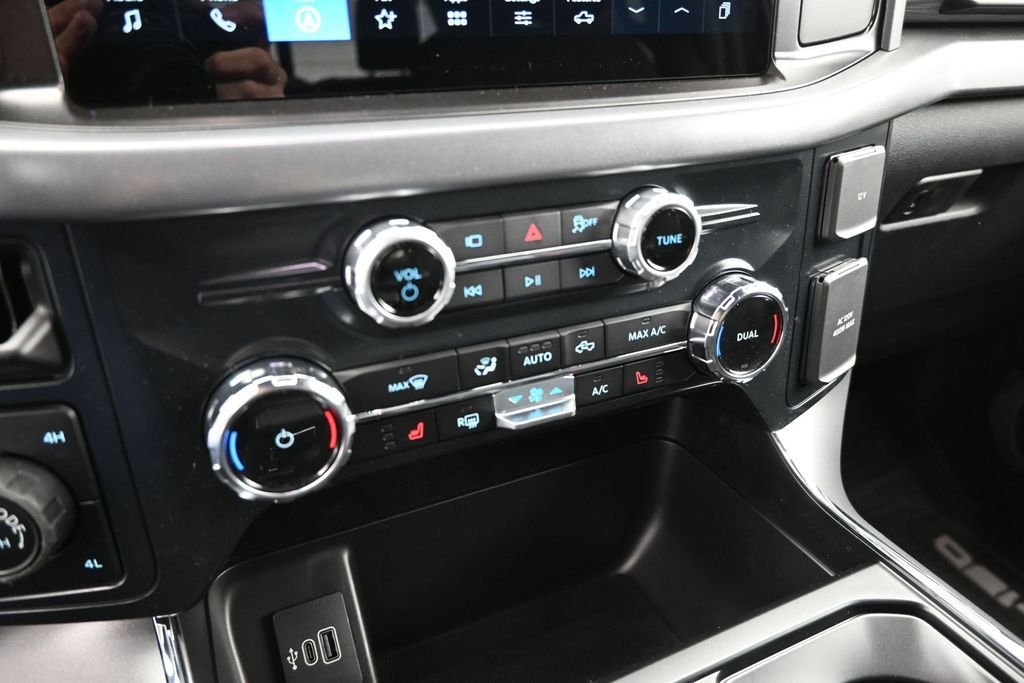New 2026 Antimatter Blue Metallic Ford XLT image 15