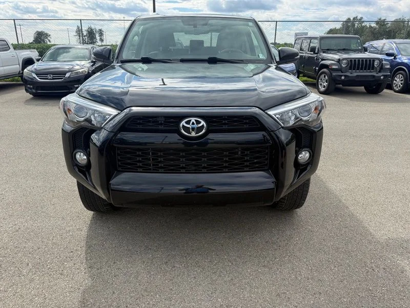 Used 2018 Black Toyota SR5 Premium image 13
