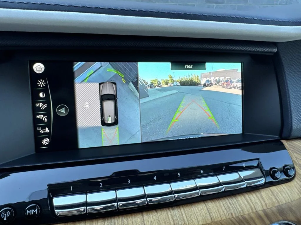 Used 2021 Blue Rolls-Royce  image 23