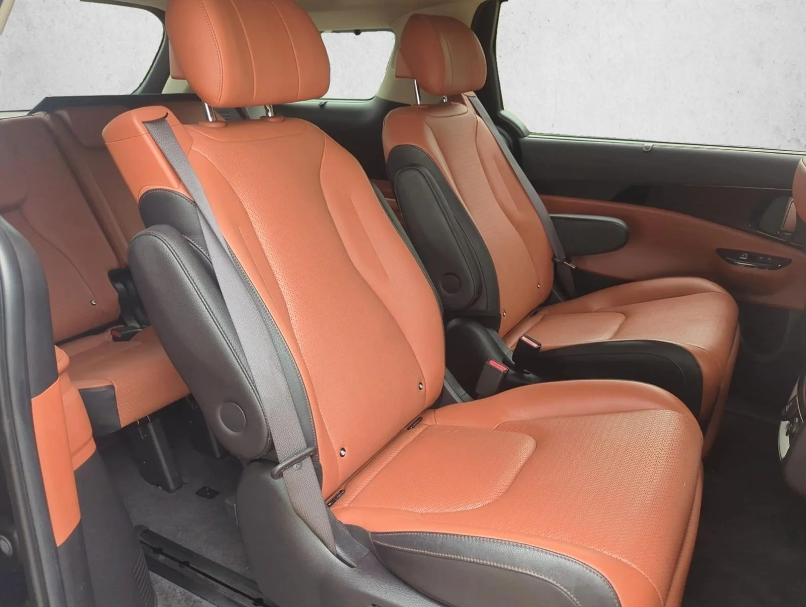 Used 2024 Panthera Metal Kia SX Prestige image 26