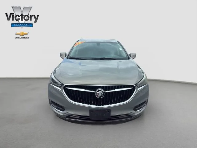 Used 2018 Buick Enclave Essence with VIN 5GAERBKW2JJ245002 for sale in Kansas City