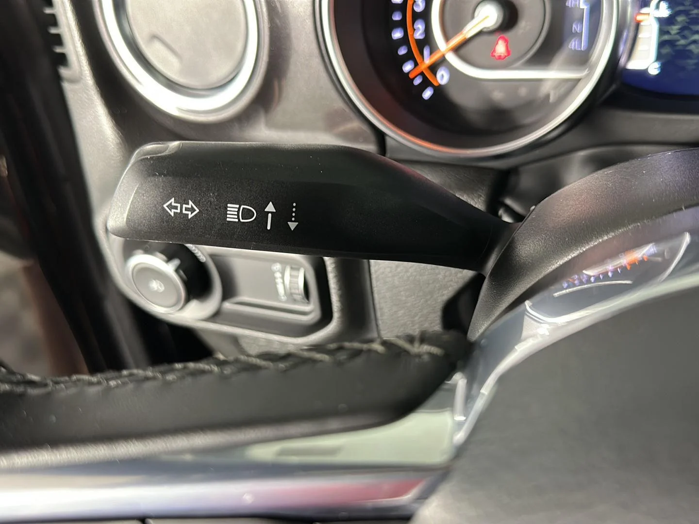 Used 2023 Black Clearcoat Jeep Sahara Altitude image 26