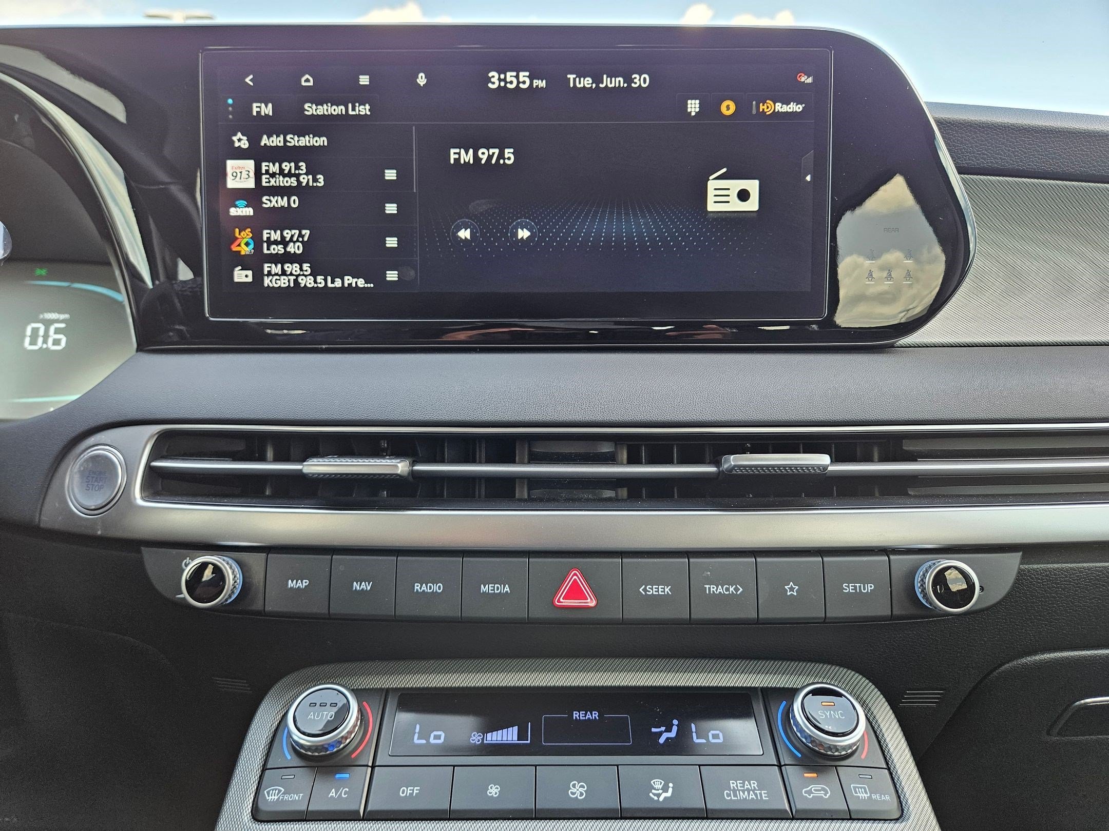 Used 2024 Steel / Graphite Hyundai XRT image 22