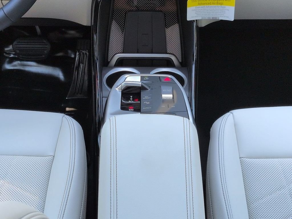 New 2026 Vegas Red Metallic BMW xDrive28i image 19