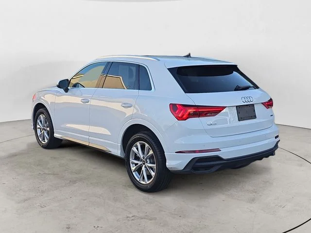 Used 2025 Glacier White Metallic Audi Premium image 3