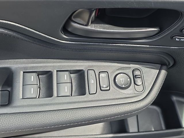 2024 Honda Odyssey SPORT - Photo 20