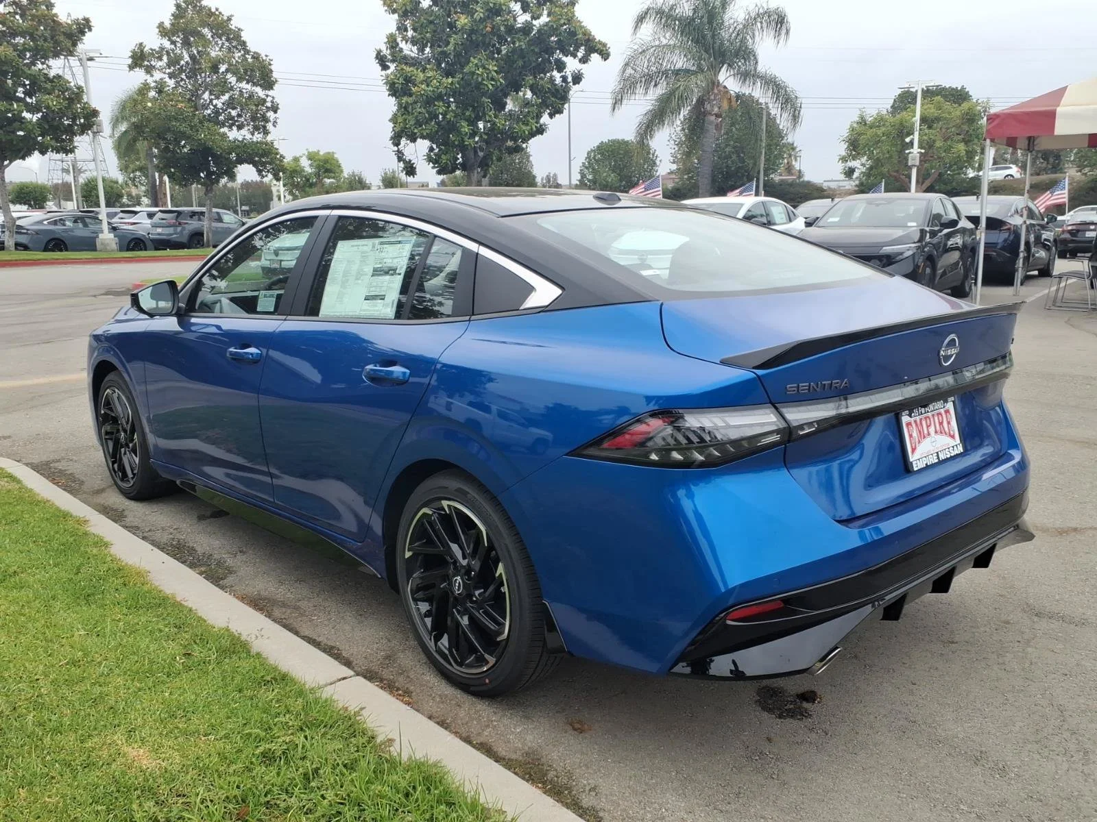 New 2026 Bluestone Pearl / Super Black Two-tone Nissan SR image 15