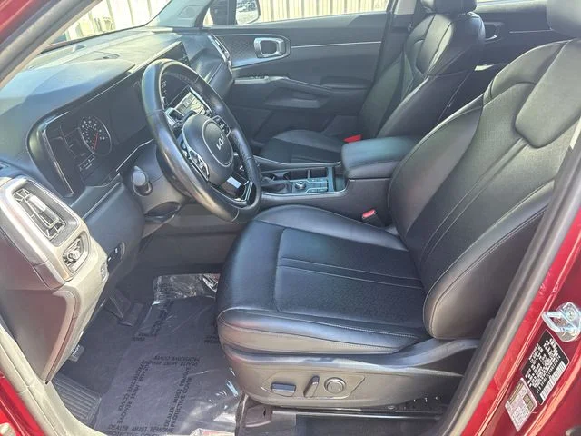 Used 2022 Red Kia S image 15