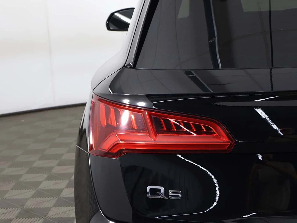 Used 2020 Brilliant Black Audi 45 Premium image 14